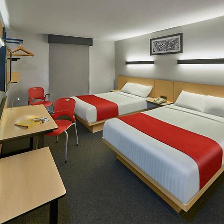 City Express By Marriott Irapuato Norte Exterior photo