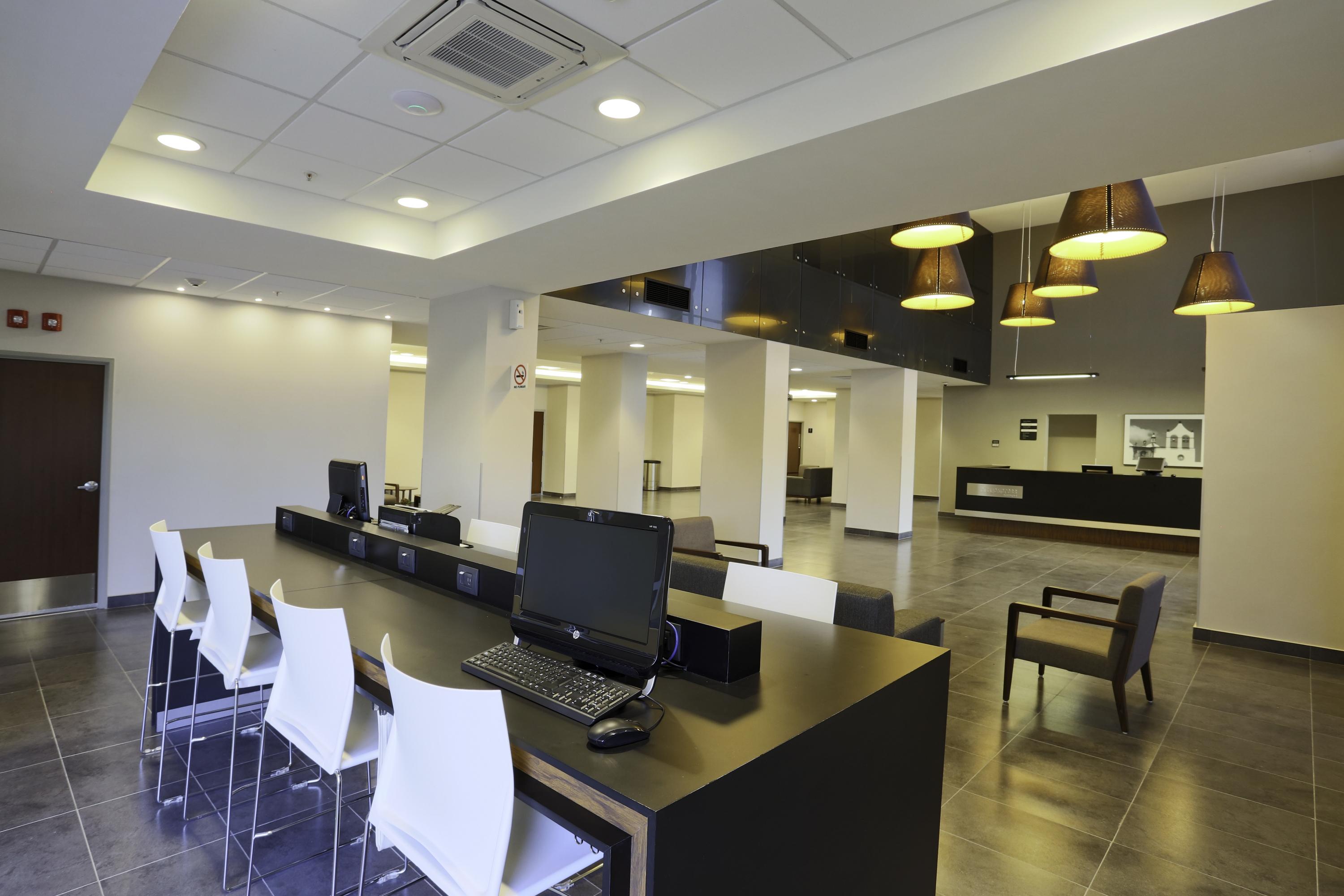 City Express By Marriott Irapuato Norte Exterior photo